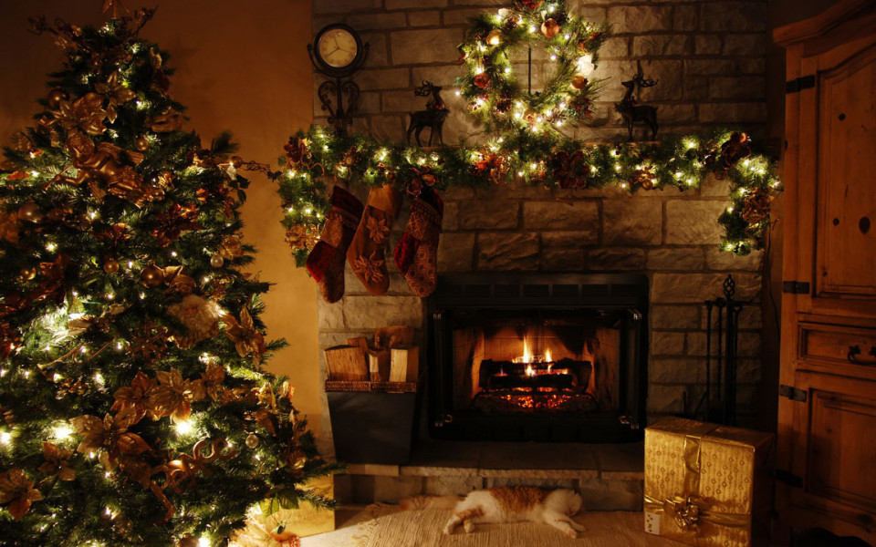 amazing-interior-home-christmas-decoration-design-wall-mng